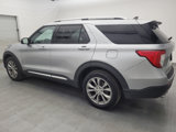 Used 2023 Ford Explorer Limited image 3