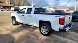 Used 2018 Chevrolet Silverado 1500 Custom w/ Custom Value Package image 3