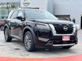 New 2025 Nissan Pathfinder SL w/ SL Premium Package image 2