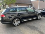 Used 2017 Volkswagen Golf Alltrack SEL image 5