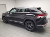 Used 2020 Volkswagen Atlas Cross Sport SE w/ Panoramic Sunroof Package image 3