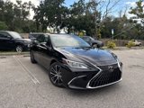Used 2024 Lexus ES 350 w/ Premium Package image 4