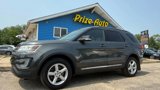 Used 2017 Ford Explorer XLT image 2