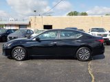 Used 2023 Nissan Altima 2.5 SV w/ SV Premium Package image 3