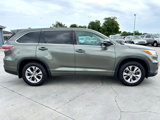 Used 2016 Toyota Highlander LE image 3