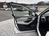 Used 2023 Nissan Rogue SL w/ SL Premium Package image 6