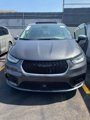 Used 2023 Chrysler Pacifica Limited image 2