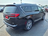 New 2025 Chrysler Pacifica Pinnacle image 2