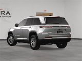 New 2025 Jeep Grand Cherokee Laredo image 4