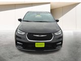New 2025 Chrysler Pacifica Select image 2