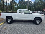 Used 2016 Toyota Tacoma SR image 4