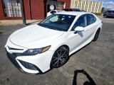 Used 2022 Toyota Camry SE image 4