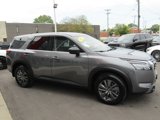 Used 2025 Nissan Pathfinder S image 5