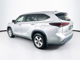 Used 2024 Toyota Highlander LE image 5