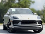 Used 2022 Porsche Macan image 3