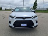 Used 2024 Toyota Grand Highlander Limited image 2