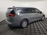 New 2025 Chrysler Pacifica Select image 4