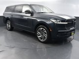 New 2025 Lincoln Navigator L Reserve image 3