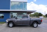 Used 2019 RAM 1500 Classic SLT w/ Luxury Group image 6