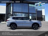 New 2025 Mitsubishi Outlander SE image 3