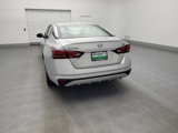 Used 2024 Nissan Altima 2.5 SV image 6