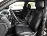 Certified 2025 Porsche Cayenne image 5