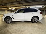 Used 2022 BMW X5 xDrive45e w/ M Sport Package image 4