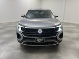 Used 2024 Volkswagen Atlas Cross Sport SE image 2