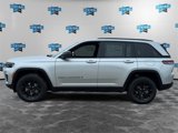 New 2025 Jeep Grand Cherokee Altitude image 2