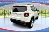 Used 2022 Jeep Renegade Latitude w/ Convenience Group image 2
