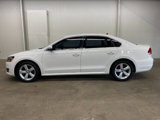 Used 2013 Volkswagen Passat TDI SE image 2