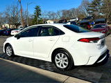 Used 2022 Toyota Corolla LE image 3