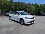Certified 2023 Chrysler Voyager LX image 3