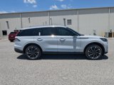 New 2025 Lincoln Aviator Reserve image 3