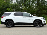 Used 2023 Chevrolet Traverse LT w/ Midnight/Sport Edition image 4