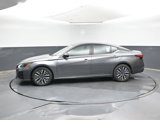 Used 2024 Nissan Altima 2.5 SV image 2