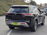 New 2025 Nissan Pathfinder SL w/ Cargo Package image 5