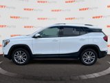 Used 2024 GMC Terrain SLT image 2