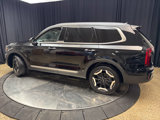 Used 2023 Kia Telluride S image 5