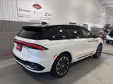 New 2025 Lincoln Nautilus Reserve image 3