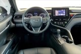 Used 2021 Toyota Camry SE w/ Convenience Package image 5