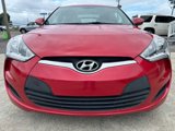 Used 2016 Hyundai Veloster image 3