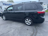 Used 2015 Toyota Sienna LE image 2