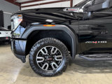 Used 2021 GMC Sierra 2500 AT4 w/ AT4 Premium Plus Package image 2