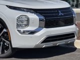 New 2025 Mitsubishi Outlander SEL image 3