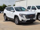Used 2024 GMC Terrain SLT image 3