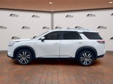New 2025 Nissan Pathfinder Platinum image 5