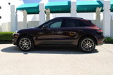 Certified 2024 Porsche Macan image 2