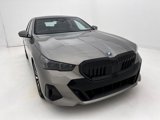New 2026 BMW 550e xDrive image 3