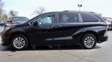 Certified 2023 Toyota Sienna XLE image 3